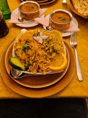 Spicy vegetable biryani at Bharat in Valencia