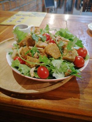  at Mina Hostel in Thakhek