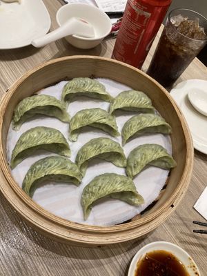 Steamed vegetable dumplings (10pcs) at  Din Tai Fung 鼎泰豐 - Suntec City in Central Singapore