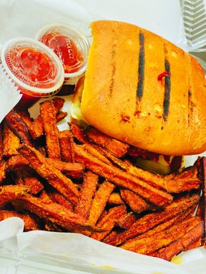 Vegan Chick’N Parm at Good Roots Natural Market in Haverstraw