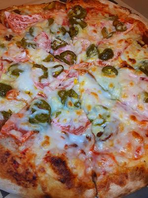  at Pizza Riot in Chico