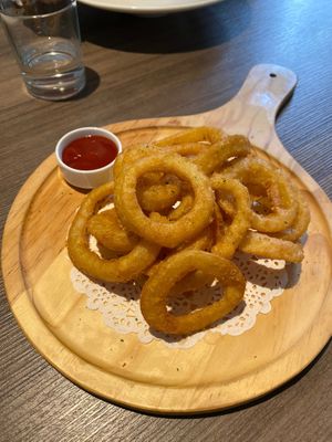 Onion rings  at The Cafe by Xiang Yang Ming Shan  in Taipei