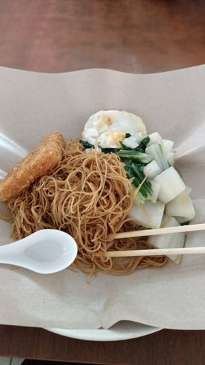  at Daily Green 吉祥素 - Ubi Rd in Central Singapore