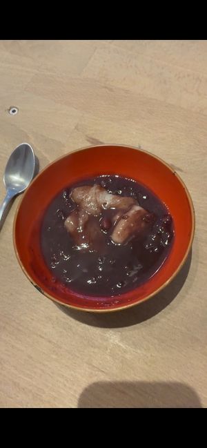 Hot red bean mochi dessertt  at De Patchka in Amsterdam