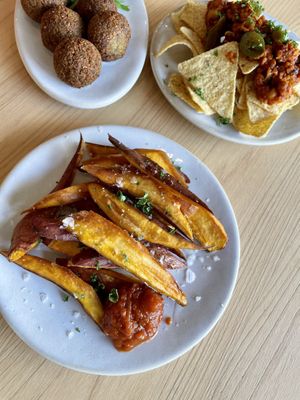 Sweet potato fries, falafel and nachos  at NICE in Fukuoka