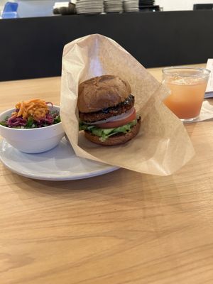 Teriyaki burger   at NICE in Fukuoka
