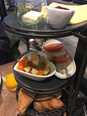 Veganes Frühstück  at Sarah's Konditorei & Cafe in Koenigswinter