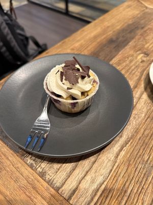 Vanille Cupcake  at Sarah's Konditorei & Cafe in Koenigswinter