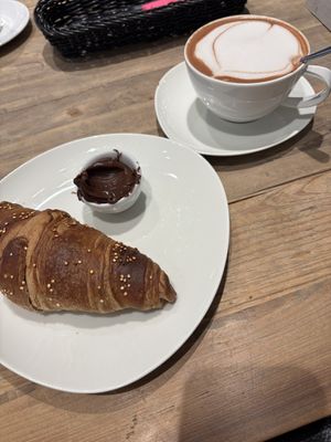 Süßes Frühstück   at Sarah's Konditorei & Cafe in Koenigswinter