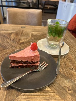   at Sarah's Konditorei & Cafe in Koenigswinter