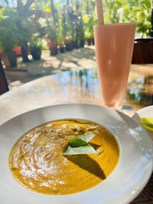 khmer kroeung khtis  at Peace Cafe in Siem Reap