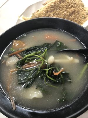 Spinach dumpling soup at 3 Treasures 三寶齋 - Bedok in East Singapore