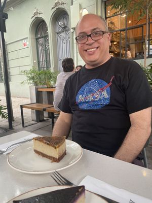 Passion fruit cheesecake   at Let it V - plant based in Buenos Aires