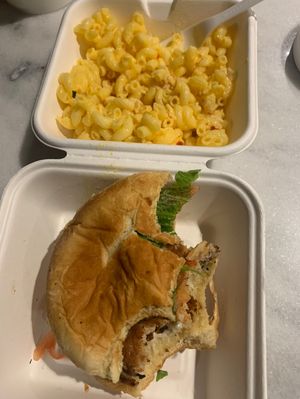 The worst, most Flavorless, bland food of my lifetime!!!!!! As a vegan I’m offended!  A Morningstar chicken patty with Mac n cheese with no cheese only butter!!!! 🤢🤮🤢 at SoBe Vegan in Fort Lauderdale