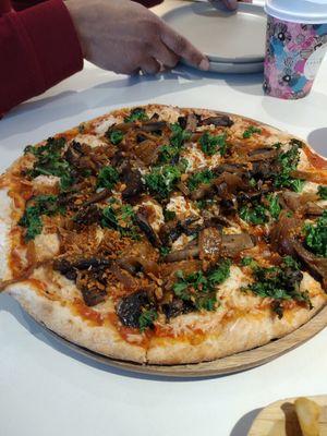 Mushroom flatbread at SoBe Vegan in Fort Lauderdale