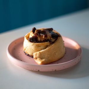 Cinnamon Roll at Bangkok City Diner in Bangkok