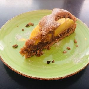 Apple cake at Valea in Regensburg