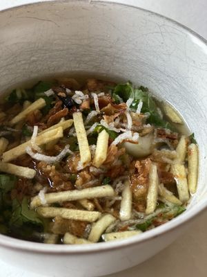 Saoto soup at Yemaya's Vegan Corner in Amsterdam