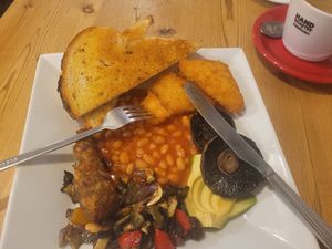 Full vegan breakfast at The Front Room in Penzance