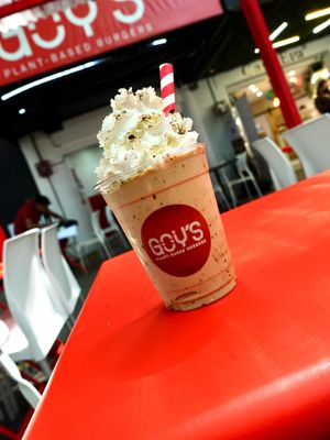 Nuestra nueva malteada de temporada sabor café. 🤎🥤 at Goy's Plant-Based Burgers - Álvaro Obregón in Mexico City