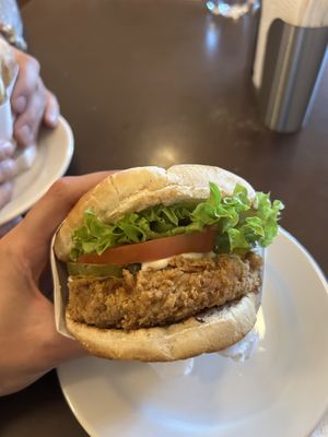 Crispy fake cheeeekan  at Goy's Plant-Based Burgers - Álvaro Obregón in Mexico City