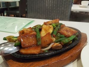 Sizzling pepper beef at Easy House in Gold Coast