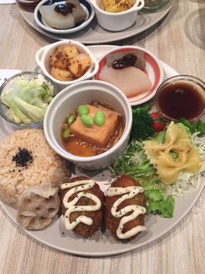 Vege lunch of the week, feat. kaki fry at Fete le Marche in Kawasaki