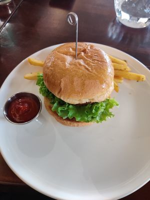 Chik burger at Mahina Vegan Table in Seoul