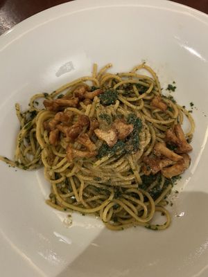 Chanterelle lemon parsley pasta  at Mahina Vegan Table in Seoul