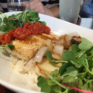 Tofu salad at Mahina Vegan Table in Seoul