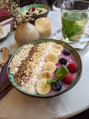Acai Bowl (vegan) at Holy Nosh Deli in Kassel