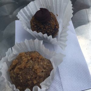 cake balls! at Sweet Freedom Bakery in Philadelphia