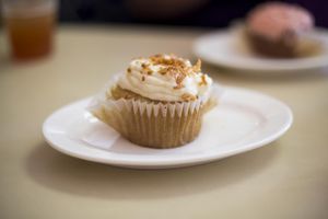 Vegan Cupcake at A Peace of Soul in Columbia