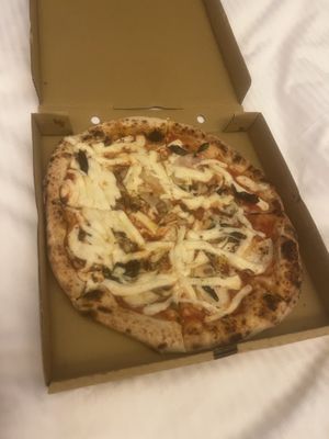 Vegan Margherita with added vegan mozzarella, mushroom and garlicc   at Gusto Pizza in Taipei