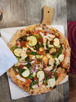 Vegan pizza at Gusto Pizza in Taipei