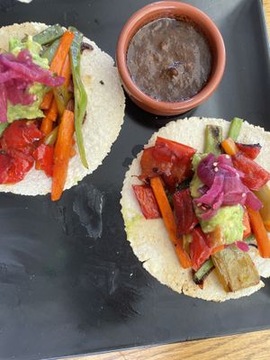 Tacos con verduras at Tatapas Gastroteka in Hondarribia