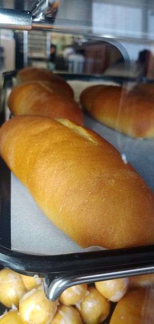  at Winstar Donuts in Lynwood