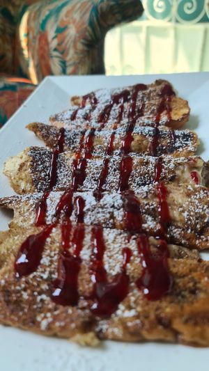 French toast at Dulcinea Café Vintage in Cali