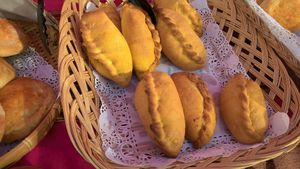 Saltenas filled with lentils,potatos, carrot,peas and vegetable stew (celery,onions,courgettes,herbs) at Bolivian Pastries in Wivenhoe