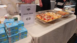 cheese and pinsa @casheury (from sweden) at VeggieWorld  in Meerbusch