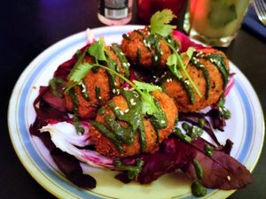 Akara at L'Embuscade in Paris