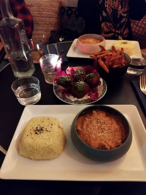  at L'Embuscade in Paris