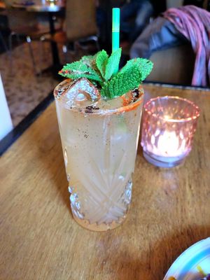 Nacho cocktail at L'Embuscade in Paris