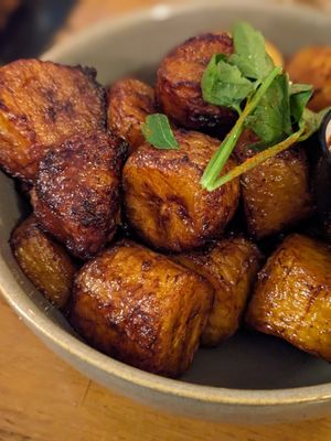  at L'Embuscade in Paris