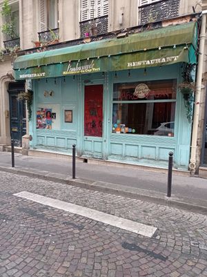  at L'Embuscade in Paris