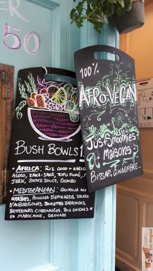 Facade at L'Embuscade in Paris