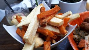 Dulce potatoes and ignames at L'Embuscade in Paris