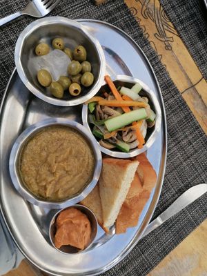 Individual vegan breakfast platter (January 2025) #Veganuary at Fonda Al Pirata in Havana