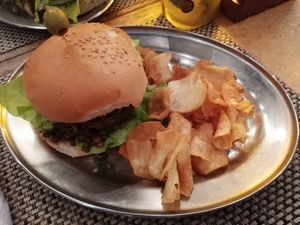 Vegan bean burger #Veganuary at Fonda Al Pirata in Havana