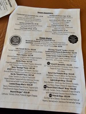  at Queens Coach in Niagara Falls